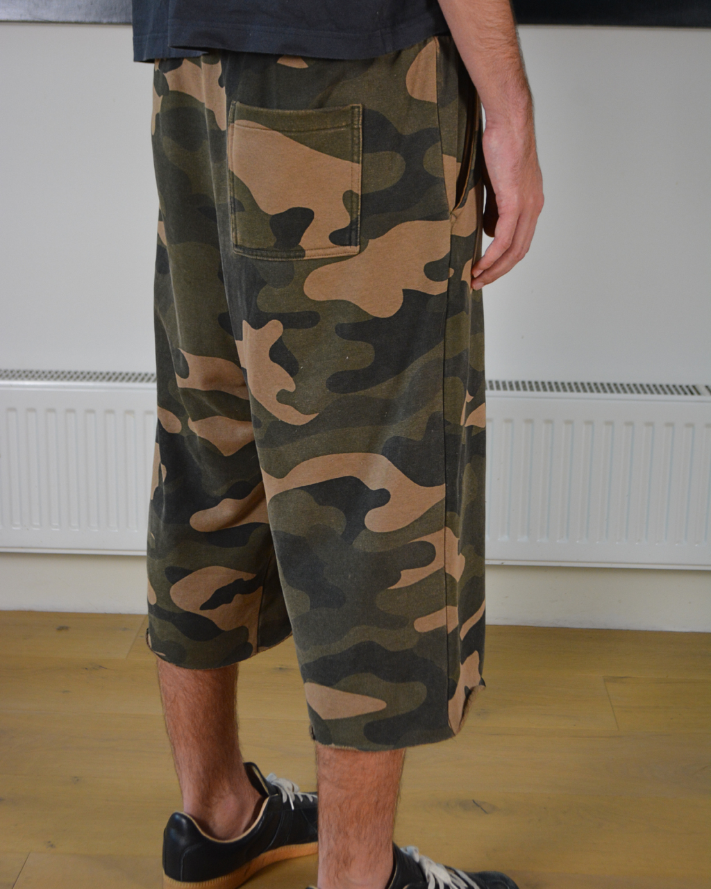 BACKLINE 3/4 TRACK SHORTS