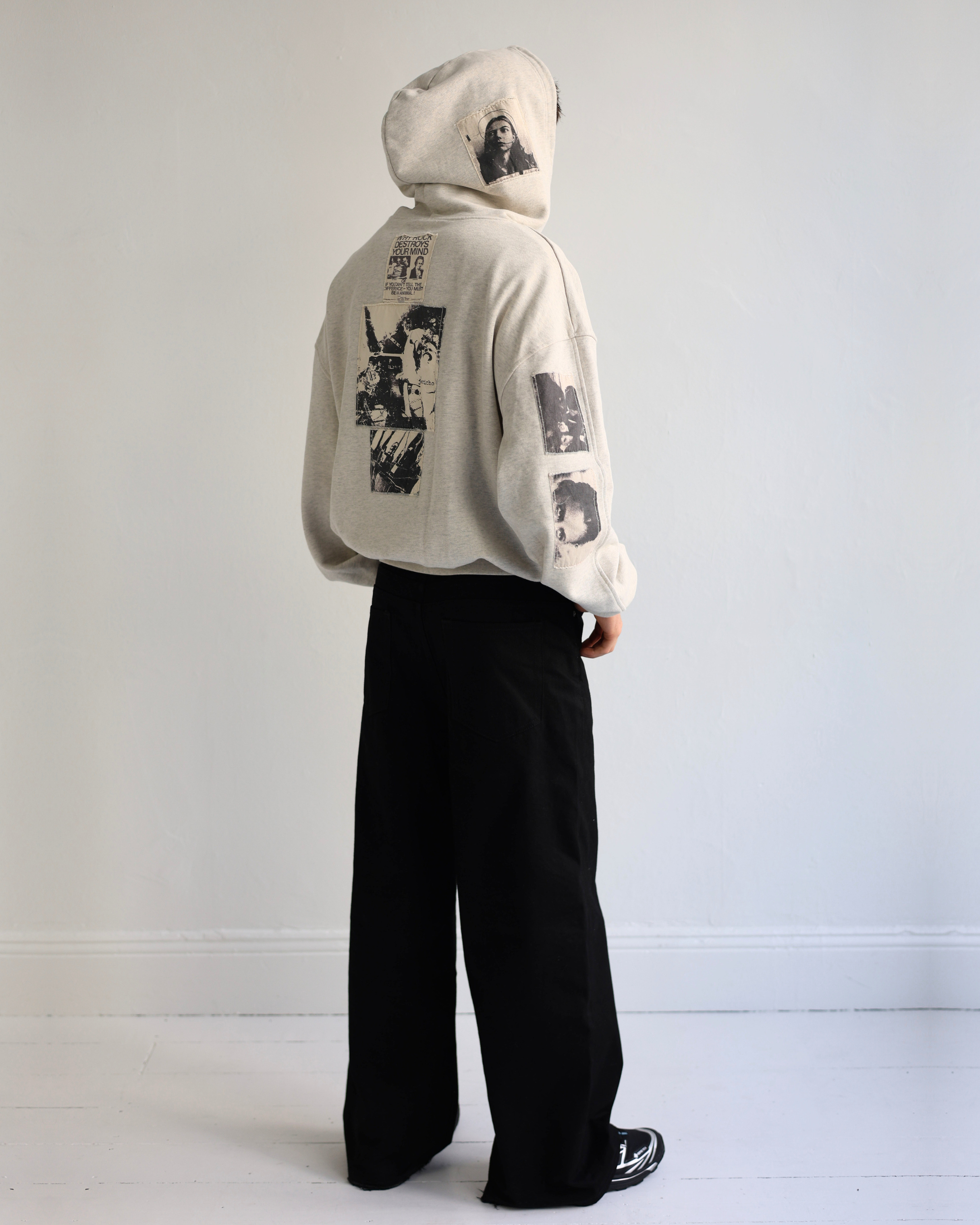 BACKLINE HOODIE - OATMEAL